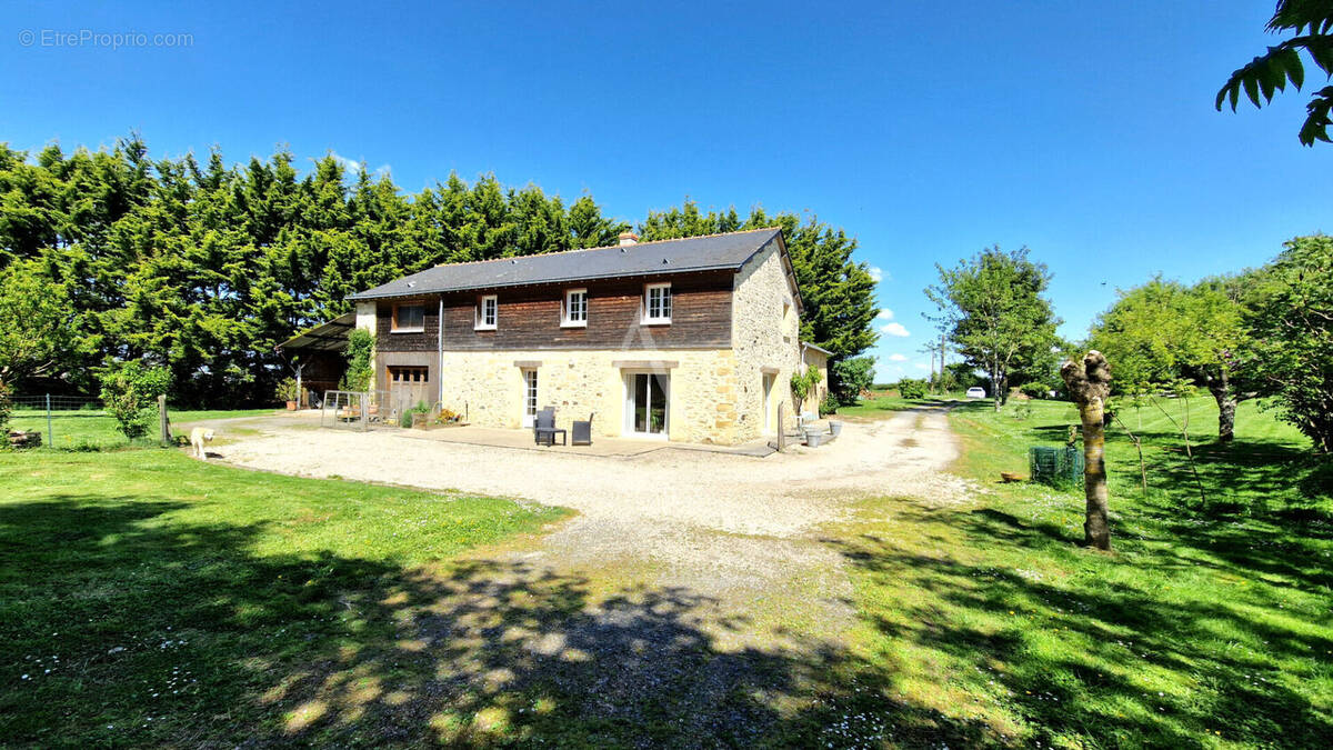 Maison à VIHIERS