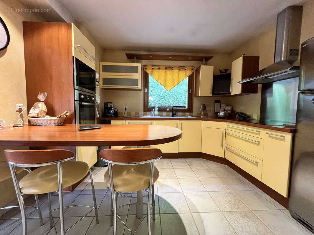 Maison à JASSANS-RIOTTIER