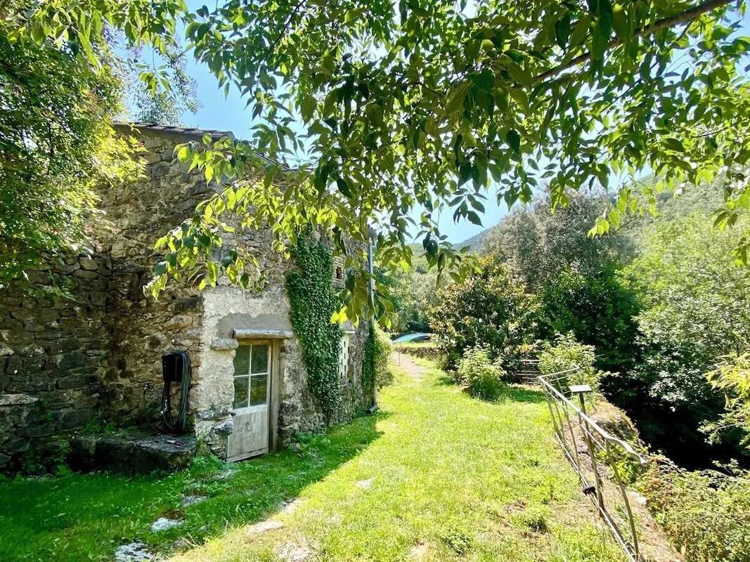 Maison à SAINT-HIPPOLYTE-DU-FORT