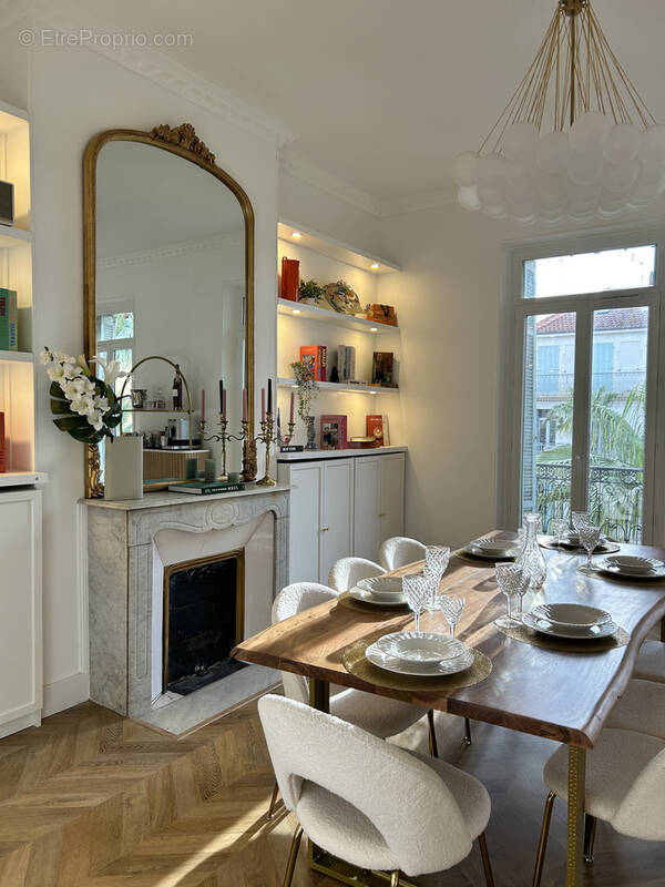 Appartement à HYERES