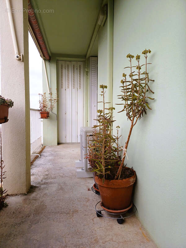 Appartement à PIERRELATTE