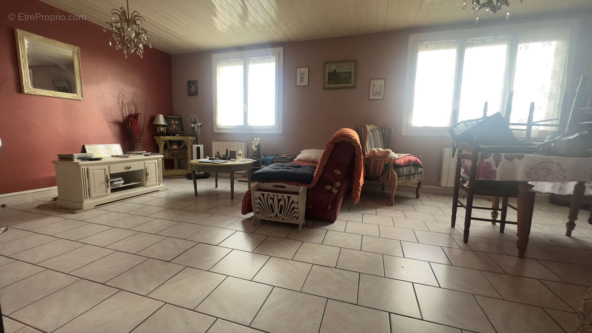 Appartement à BOURG-LES-VALENCE