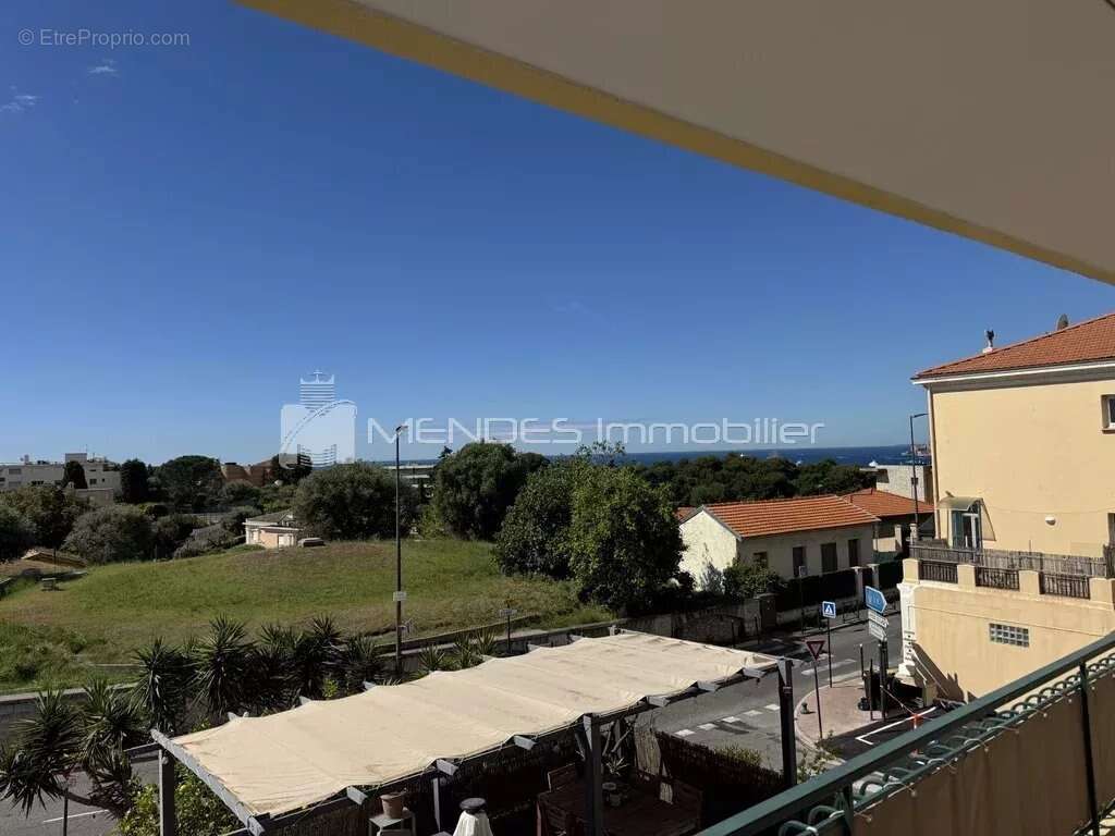 Appartement à ROQUEBRUNE-CAP-MARTIN