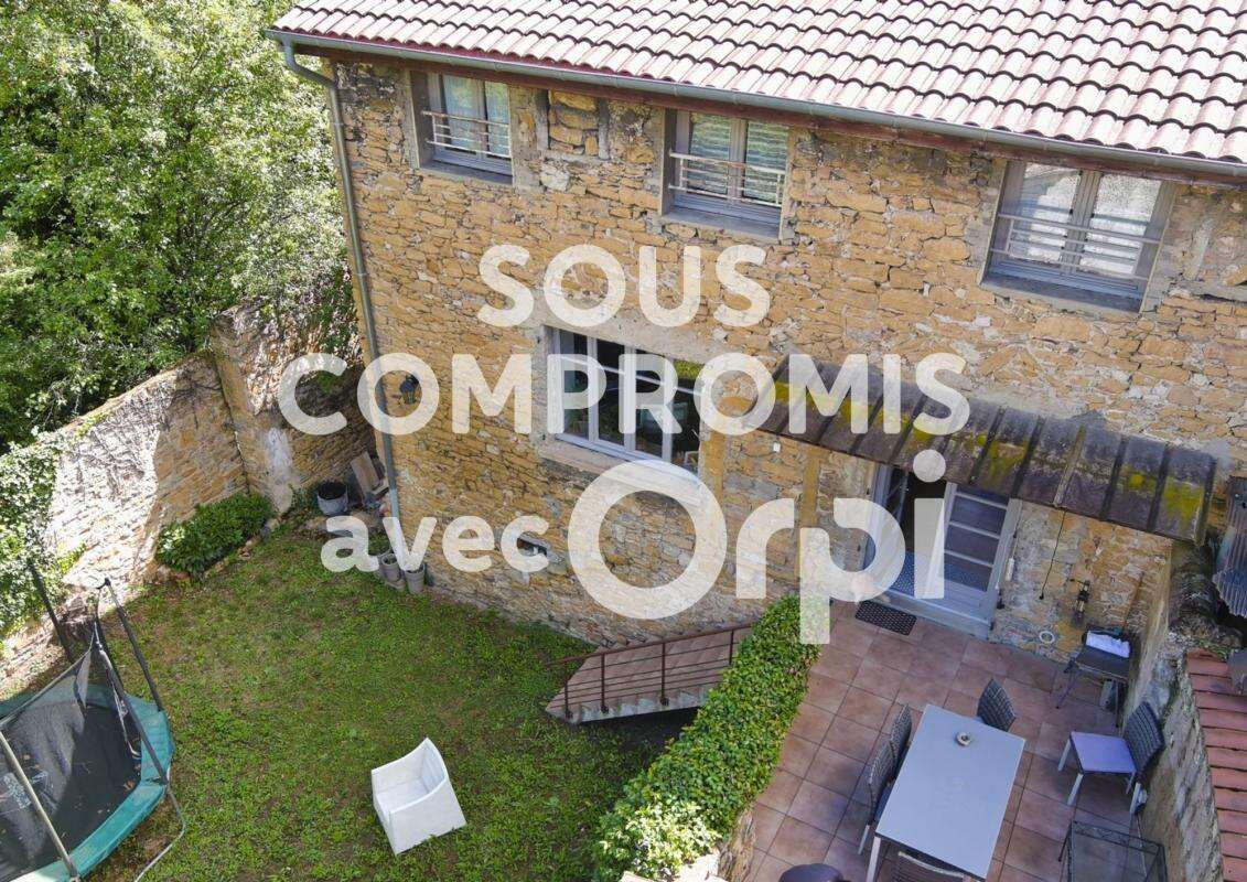 Maison à COUZON-AU-MONT-D&#039;OR