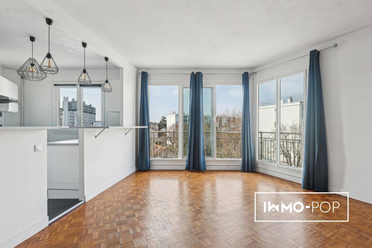 Appartement à SURESNES