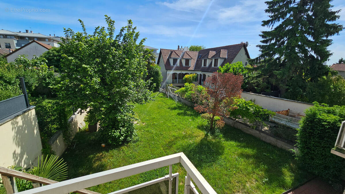 Appartement à THIAIS
