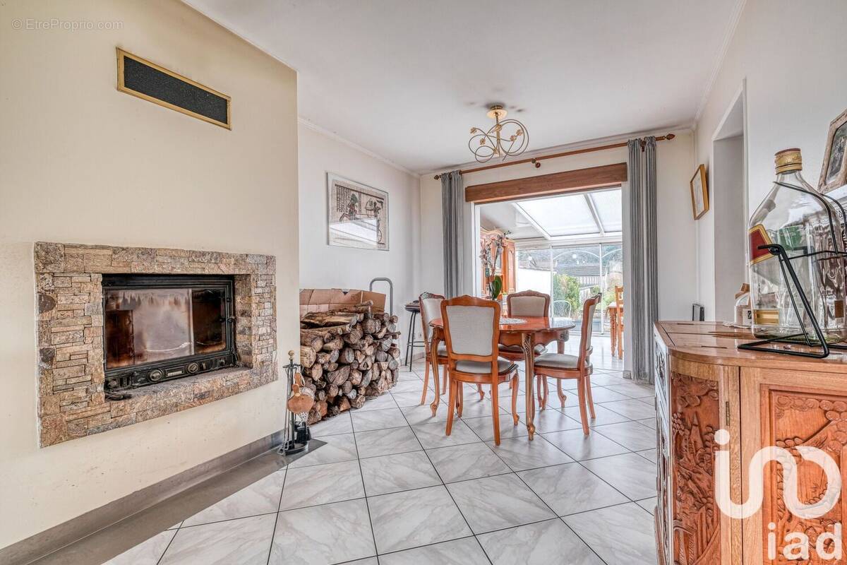Photo 1 - Maison à CLAYE-SOUILLY