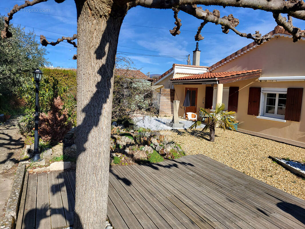 Maison à CHATEAU-ARNOUX-SAINT-AUBAN