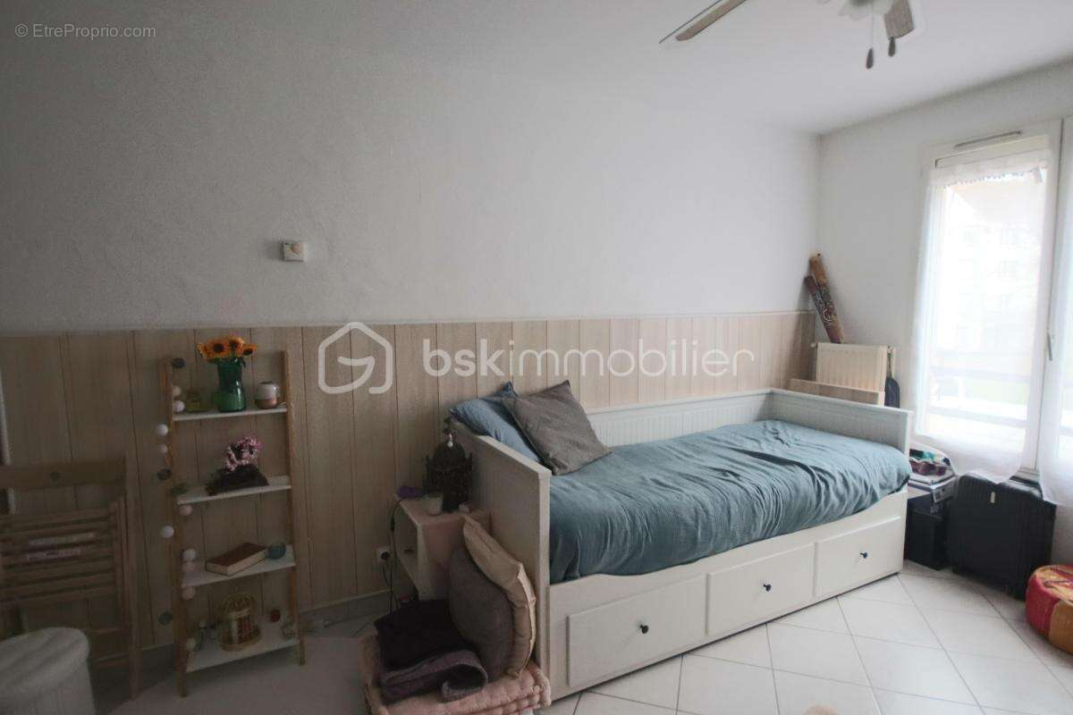 Appartement à COMBS-LA-VILLE