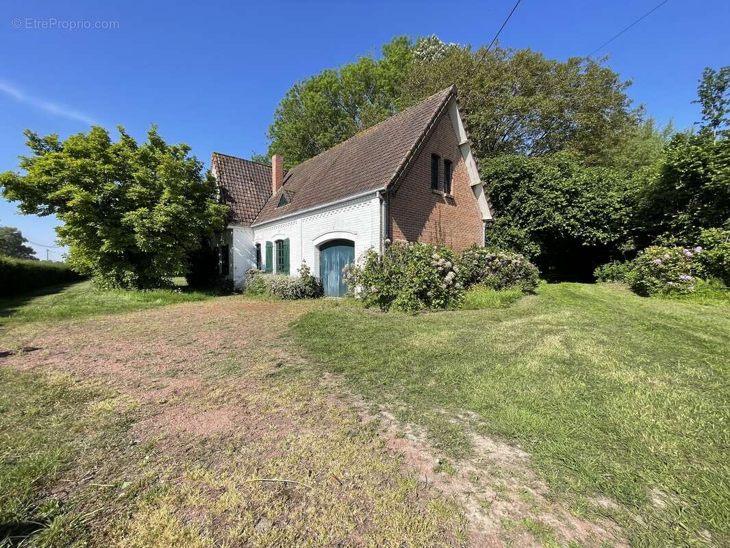 Maison à AIRE-SUR-LA-LYS