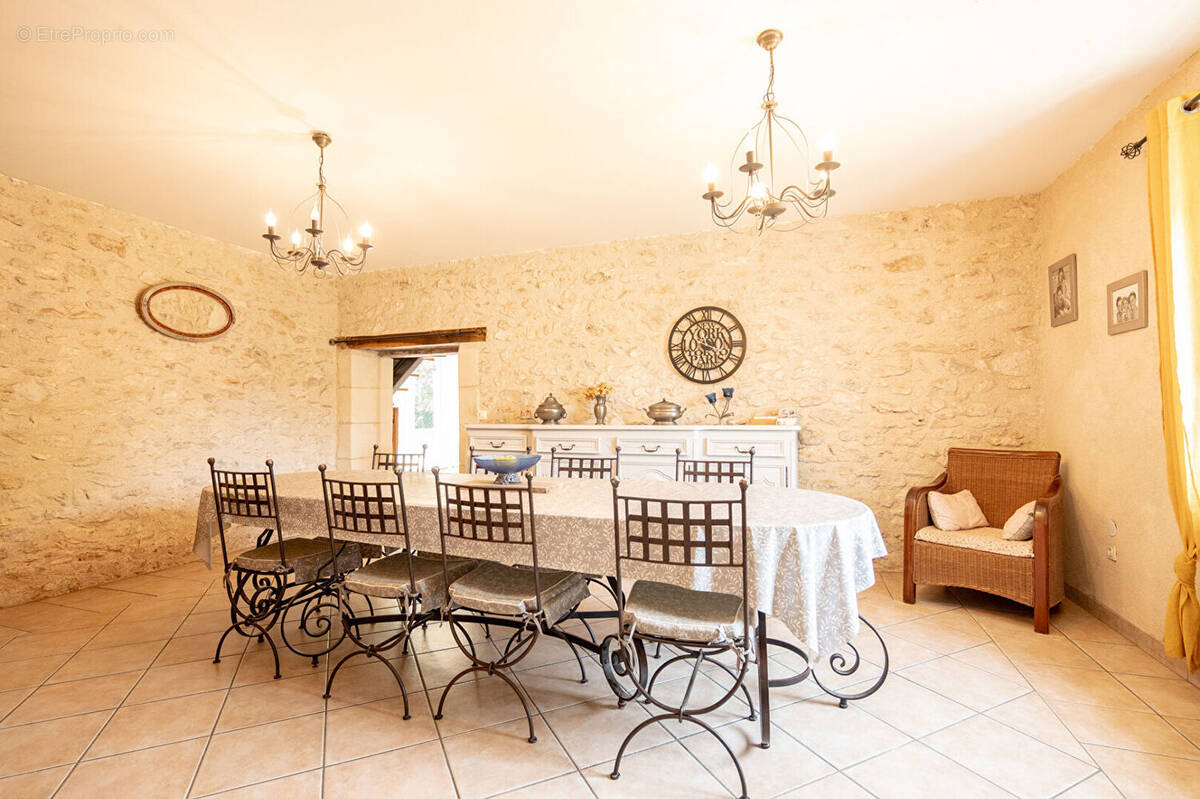 Maison à ATHEE-SUR-CHER
