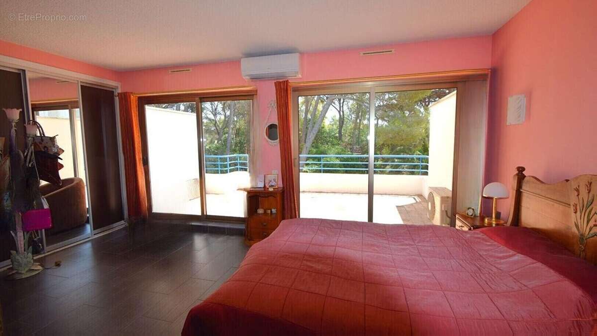 Appartement à SAINT-RAPHAEL