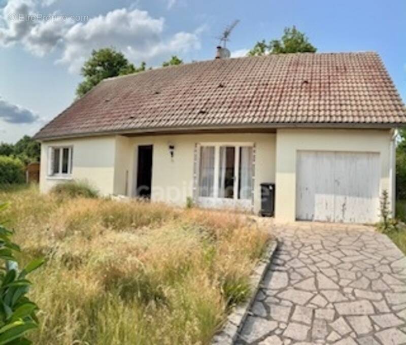 Maison à CLEMONT