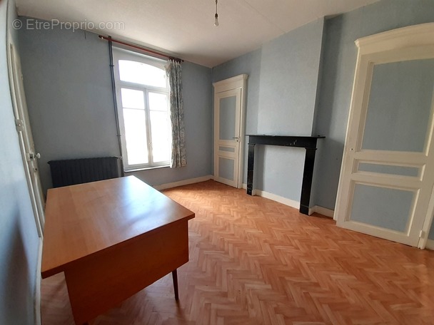 Maison à VIREUX-MOLHAIN