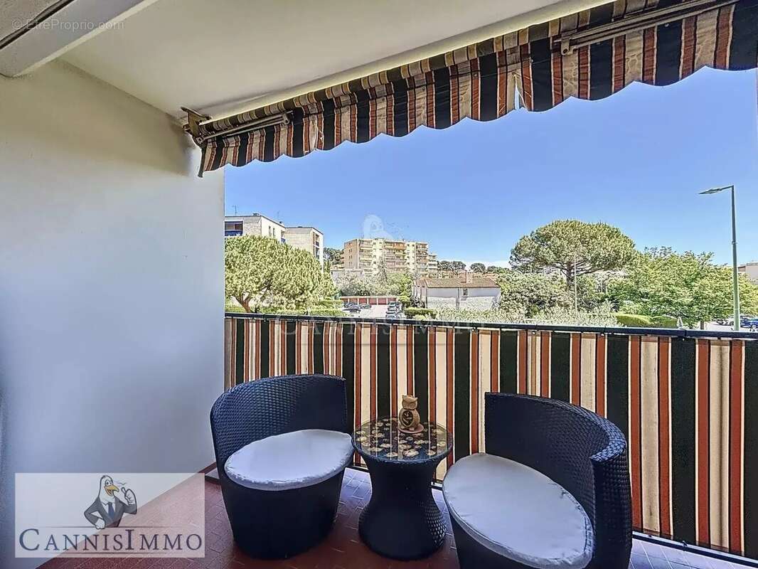 Appartement à LE CANNET