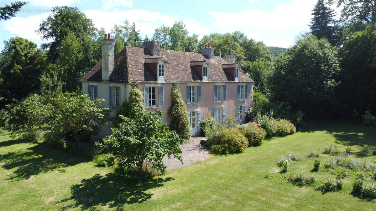 Maison à THURY-HARCOURT