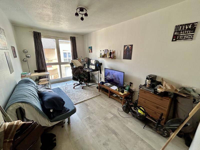 Appartement à LONS