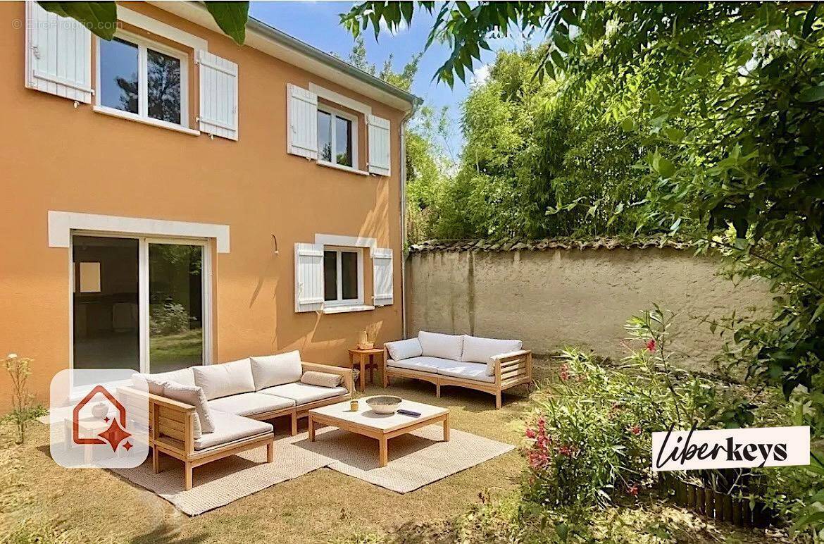 Maison à CALUIRE-ET-CUIRE