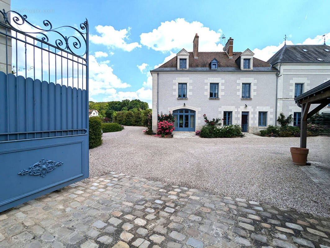 Maison à BLERE