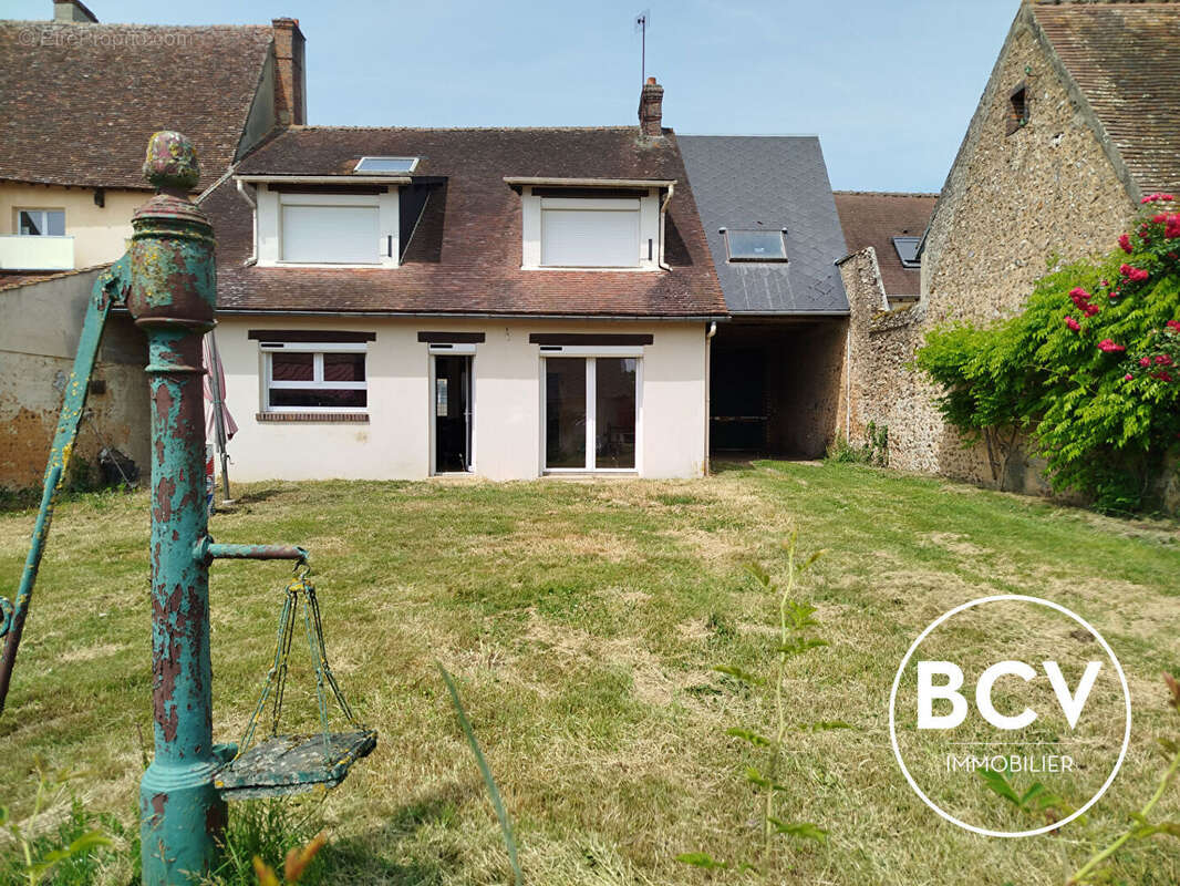Maison à PONTGOUIN