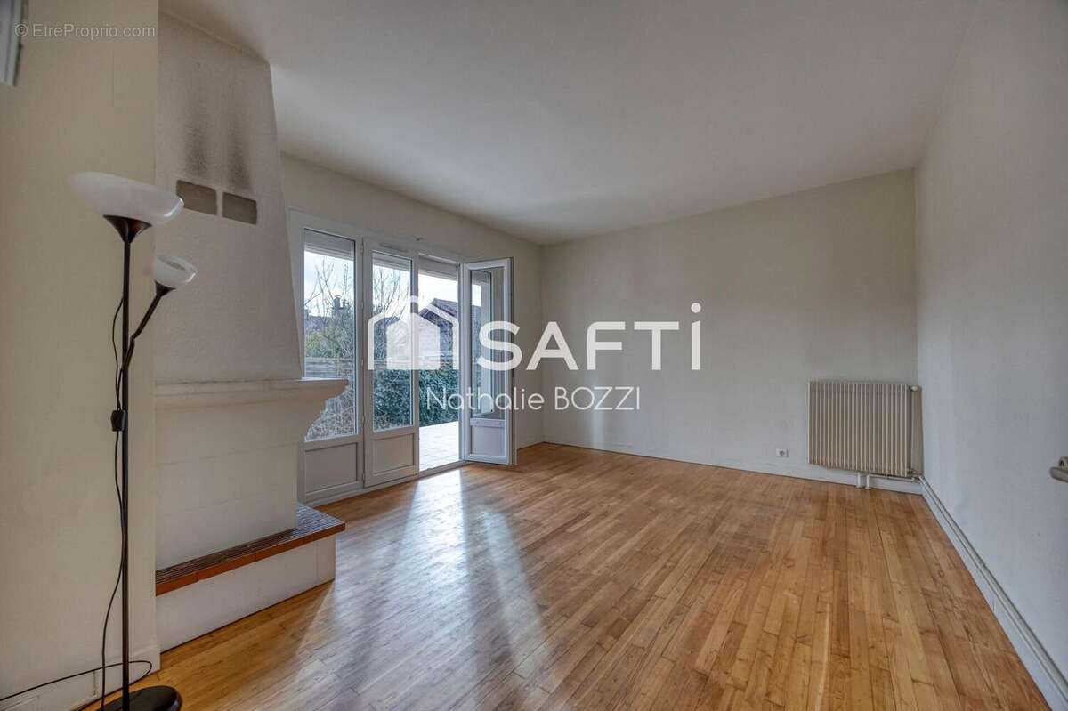 Photo 3 - Maison à LA TRONCHE