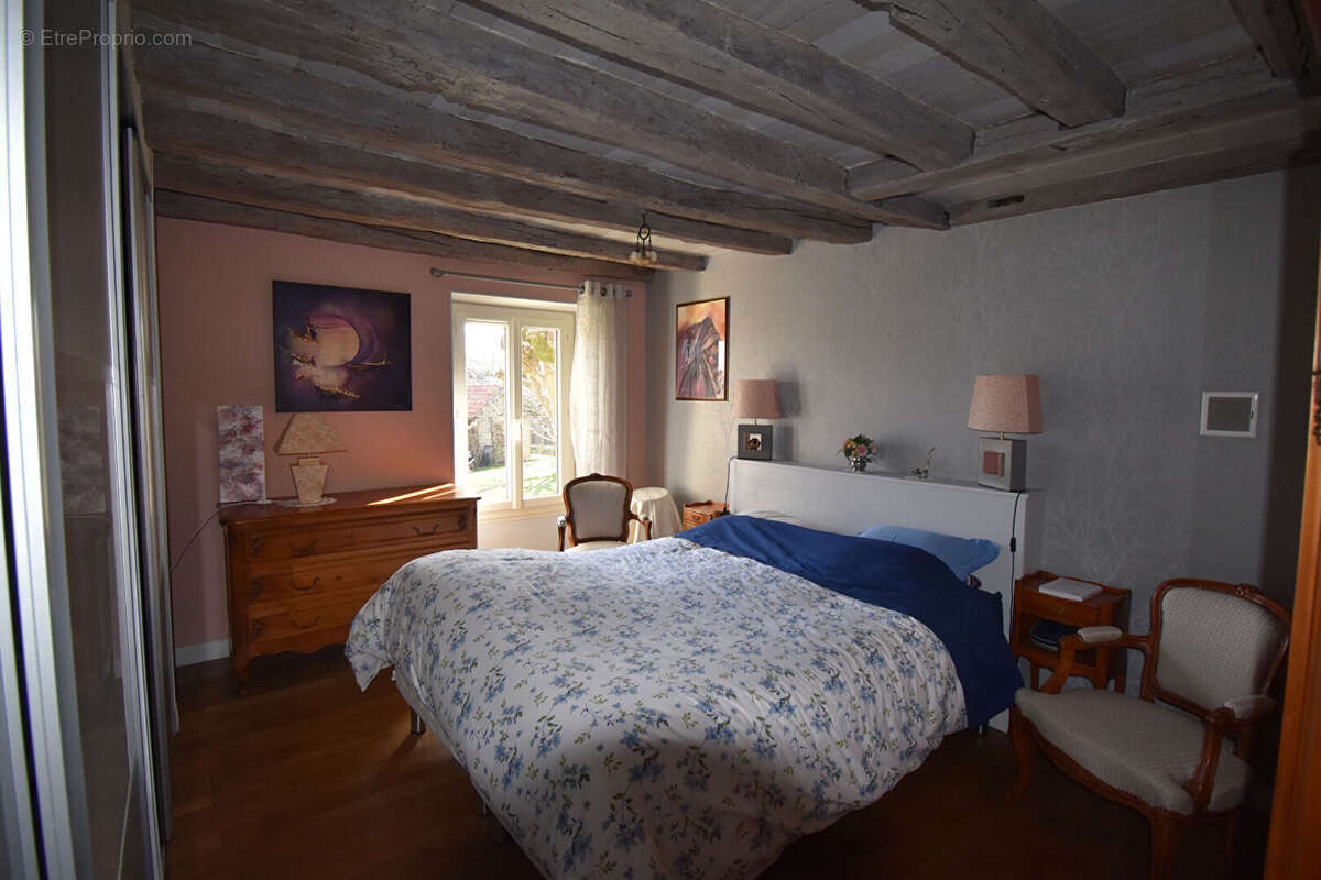Maison à SAUVIGNY-LES-BOIS