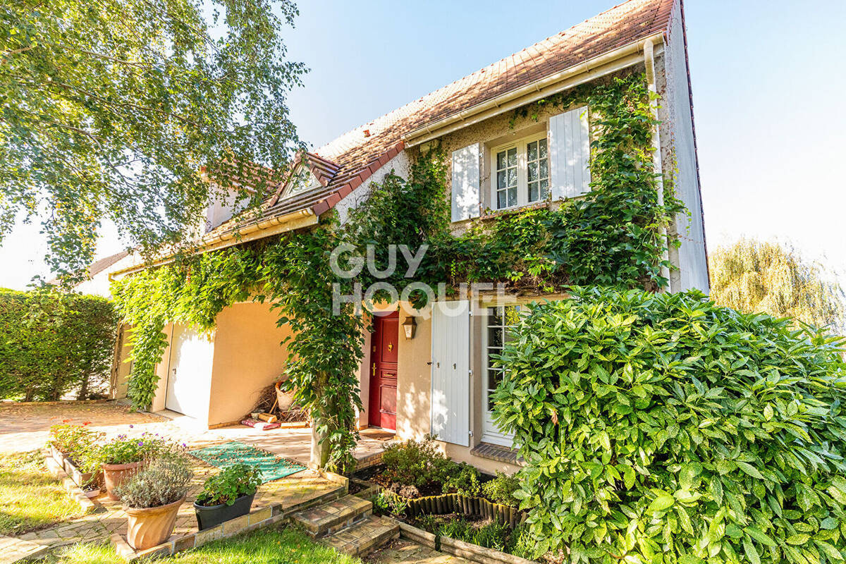 Maison à SAINT-PIERRE-DU-PERRAY