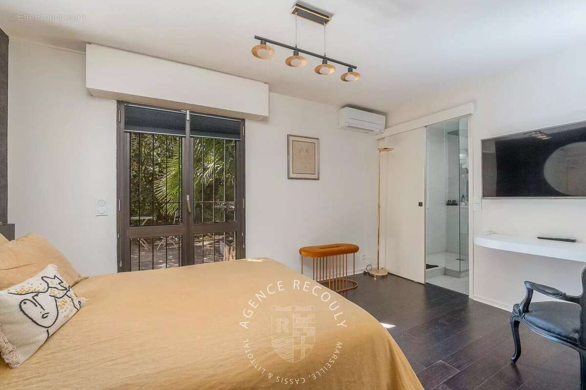 Appartement à MARSEILLE-8E