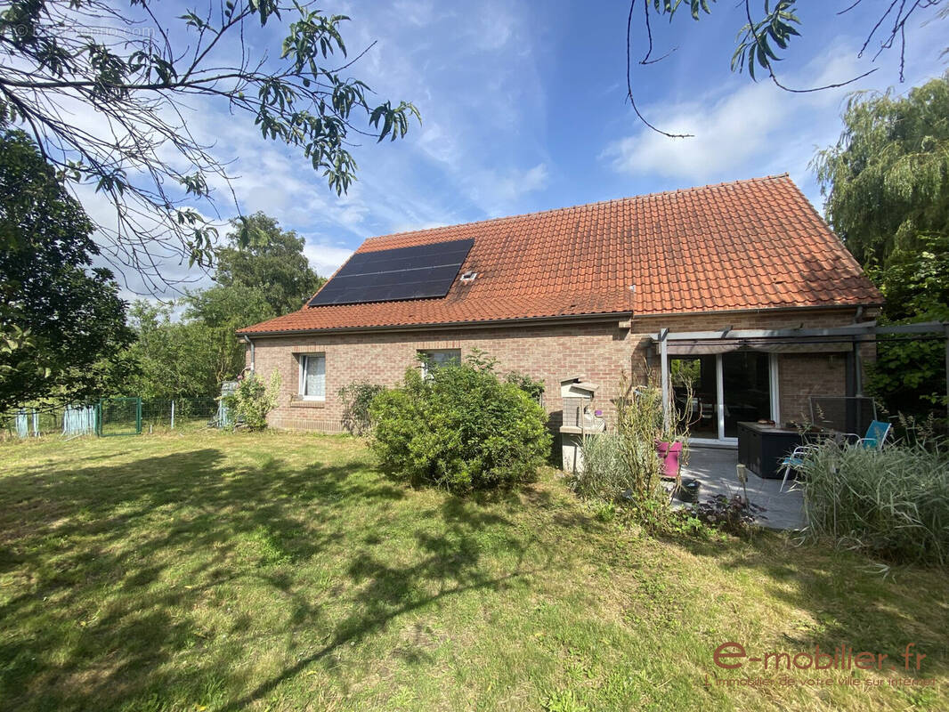 Maison à MONCHEAUX