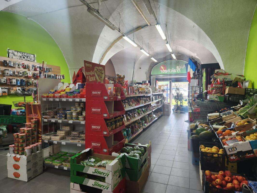 Commerce à ALES