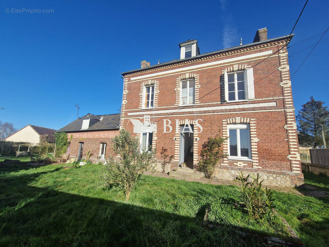 Maison à LE NEUBOURG