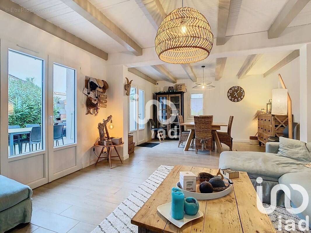 Photo 1 - Maison à LA COUARDE-SUR-MER