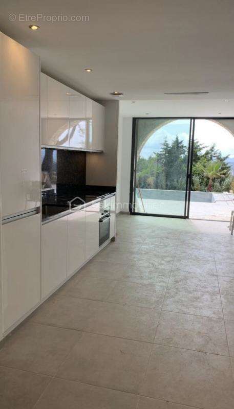 Maison à MOUGINS