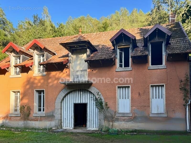 Maison à AUBUSSON