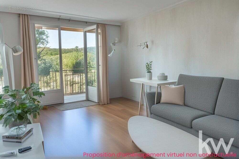 Appartement à LES CLAYES-SOUS-BOIS