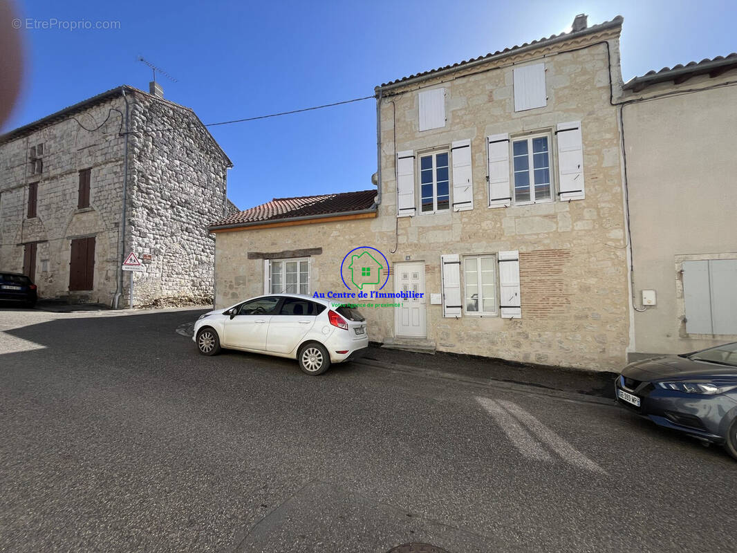Maison à PUYMIROL