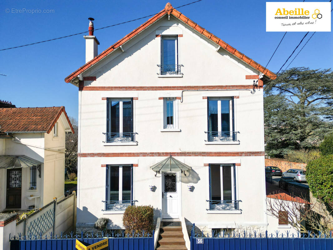 Maison à ARPAJON