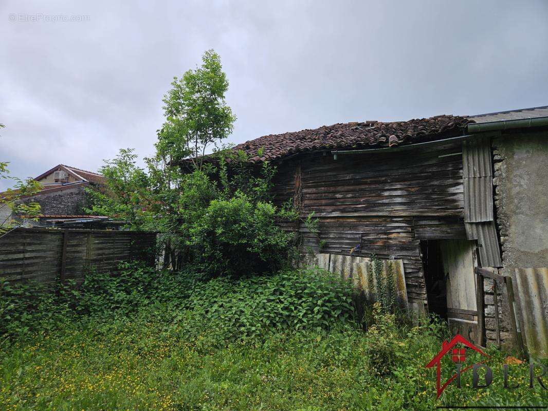 Maison à WASSY