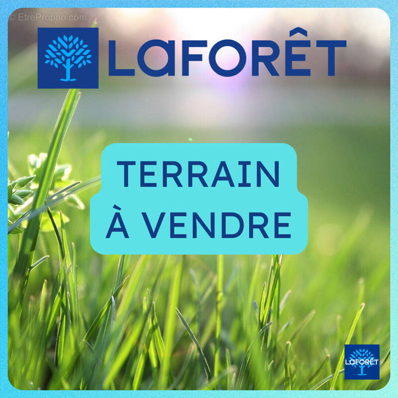 Terrain à SAINT-BRICE-EN-COGLES