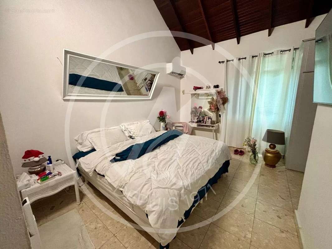Maison à LAMENTIN