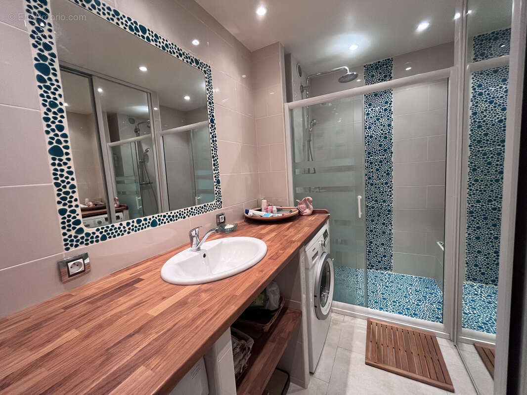Appartement à LA VALETTE-DU-VAR