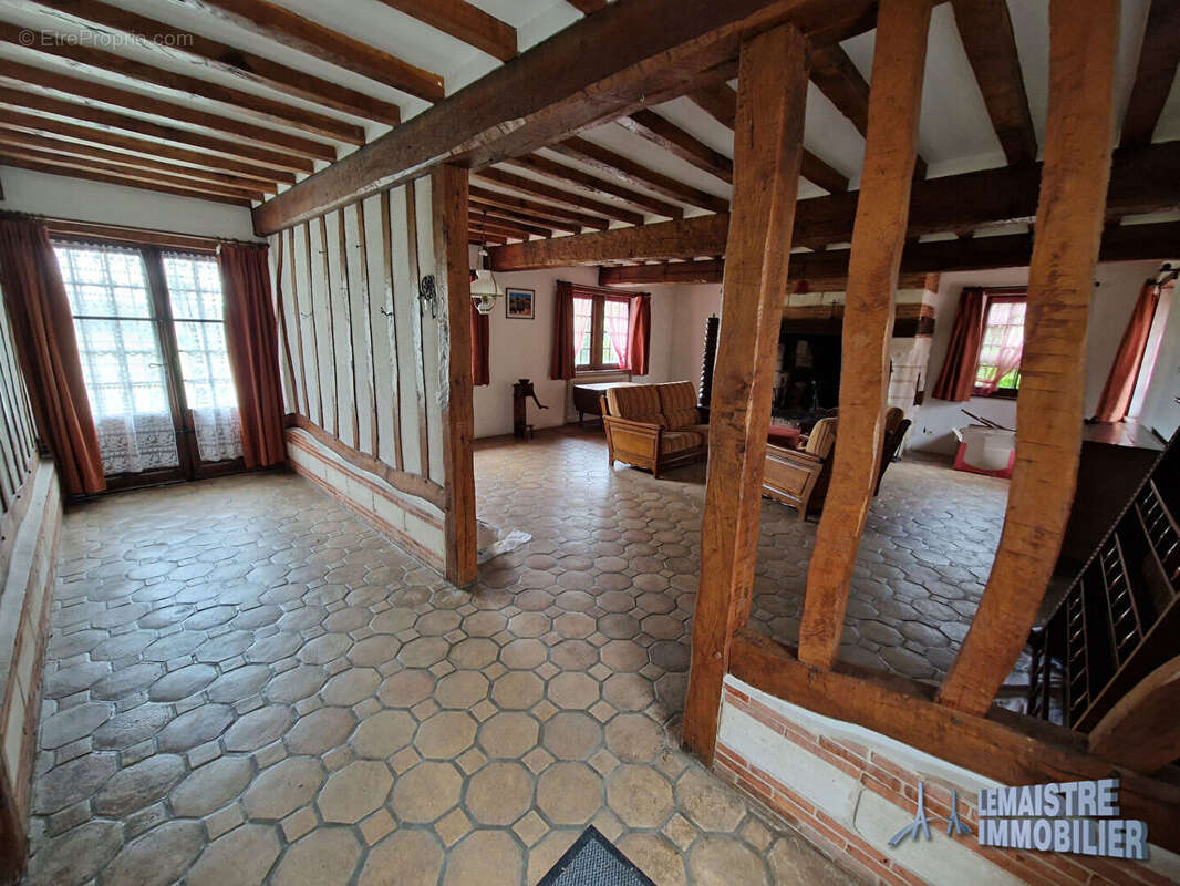 Maison à SAINT-ROMAIN-DE-COLBOSC