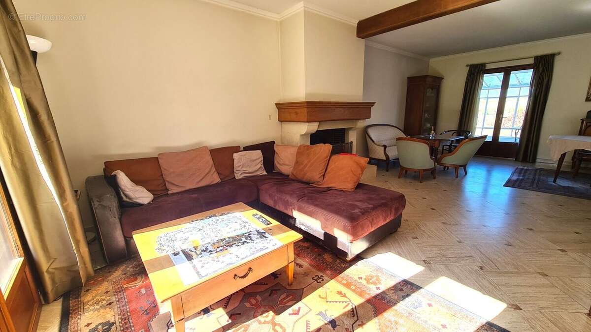 Maison à MAULE