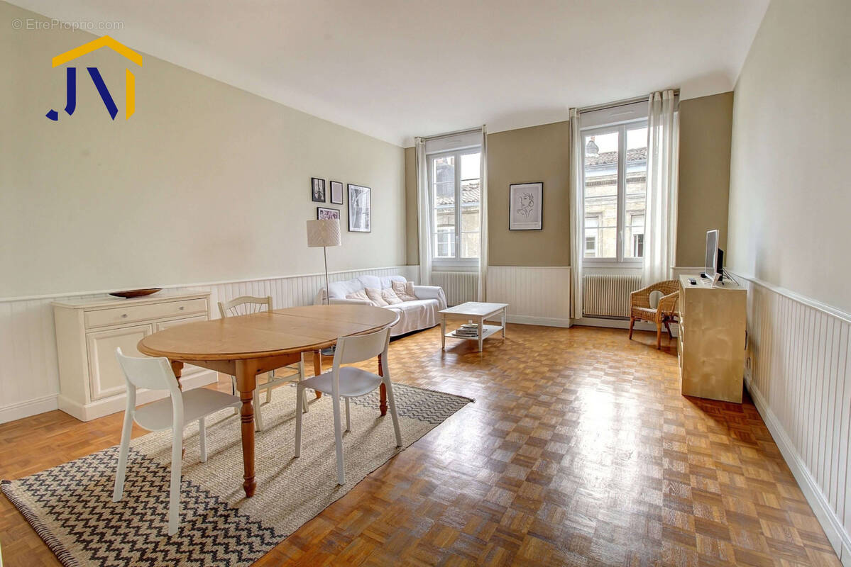 Appartement à BORDEAUX
