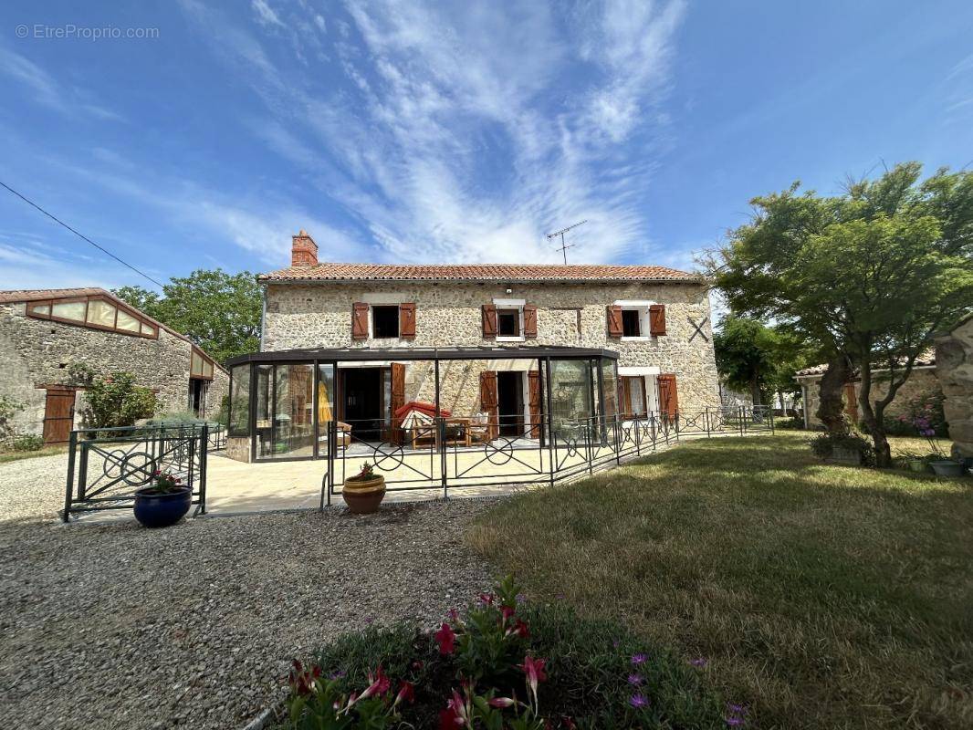 Maison à LHOMMAIZE