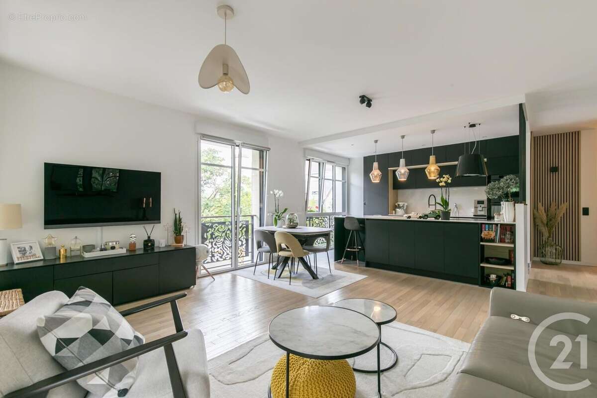 Appartement à SAINT-MAUR-DES-FOSSES