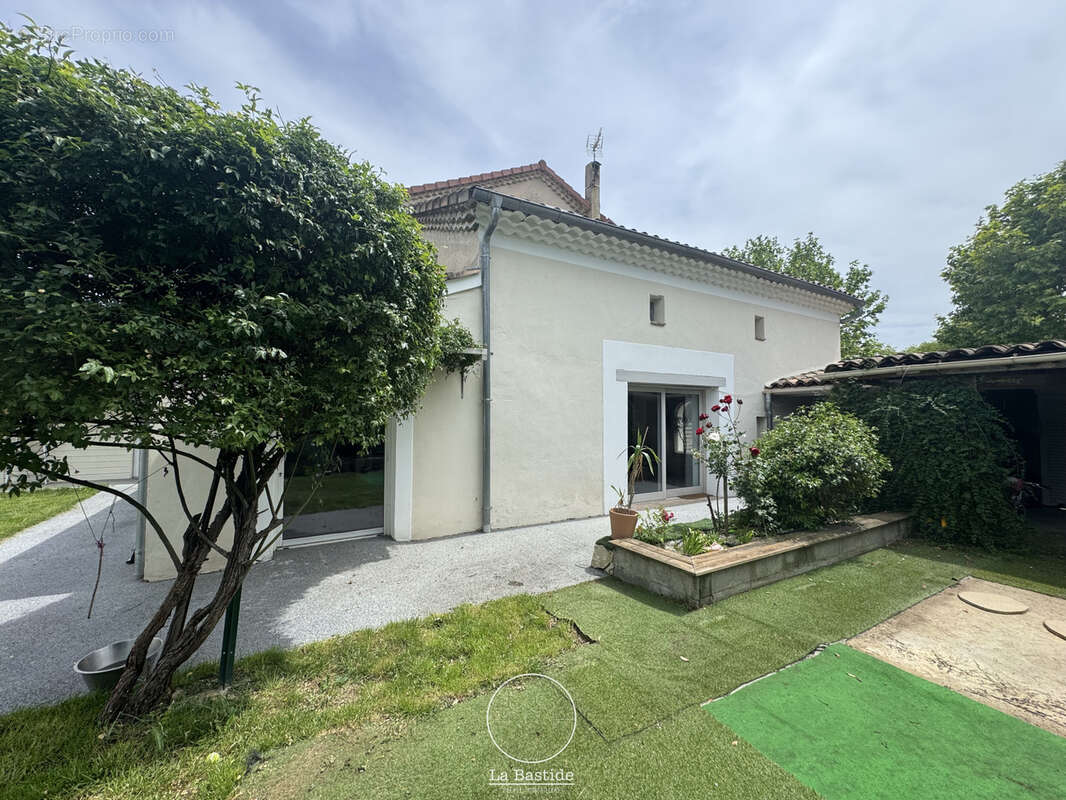 Maison à LA BATIE-ROLLAND
