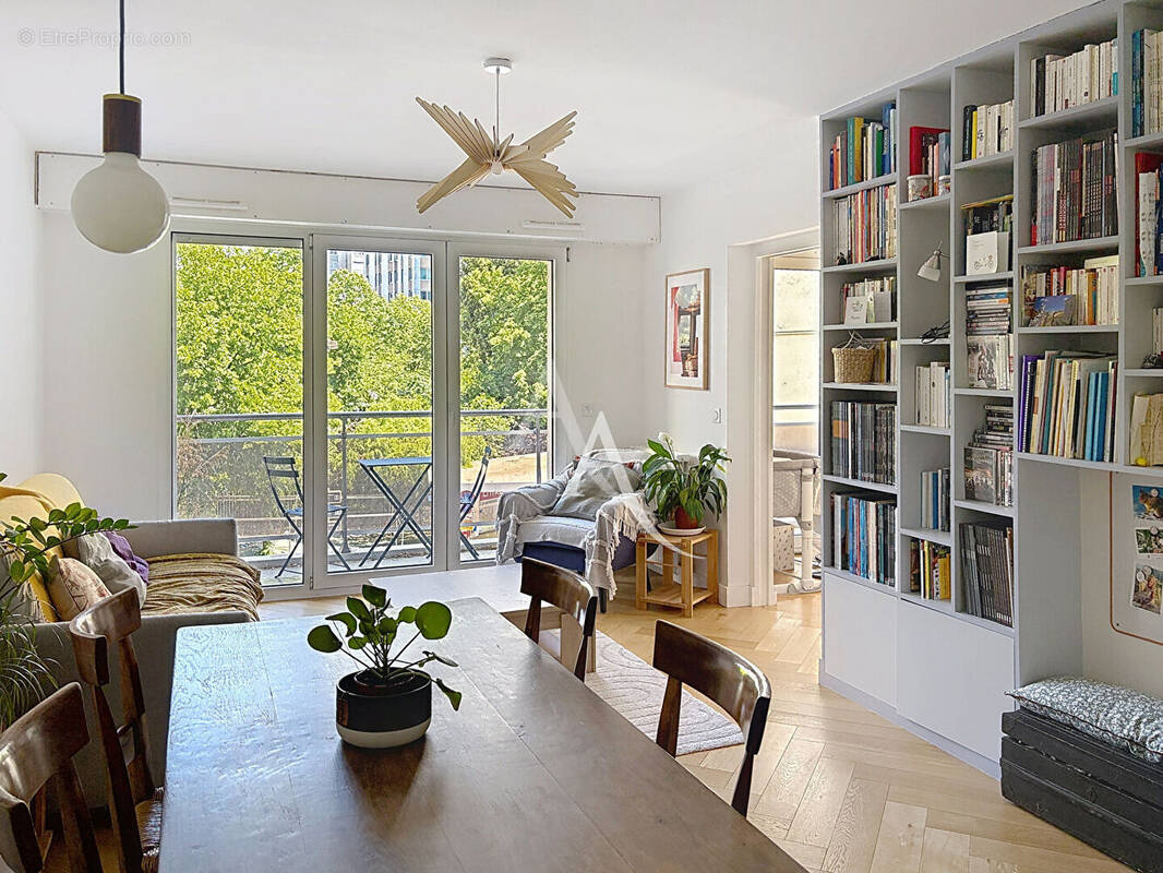 Appartement à PARIS-19E