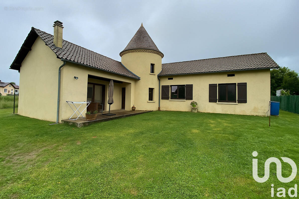 Photo 1 - Maison à CHERVAL