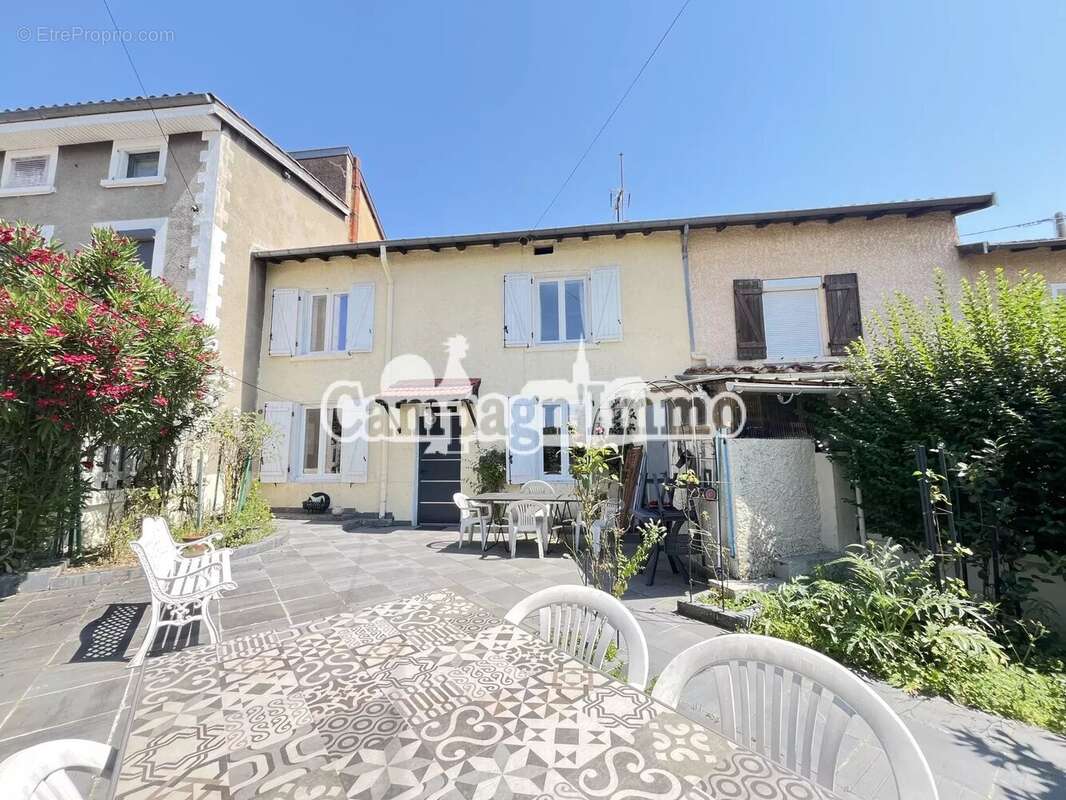 Maison à BULLY